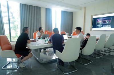 近日多家油墨、新材料和高科技類客戶,齊聚湖北瑯菱隨州基地現(xiàn)場實地考察!